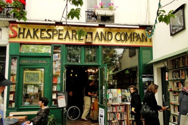 paris-i-think-013-640x480